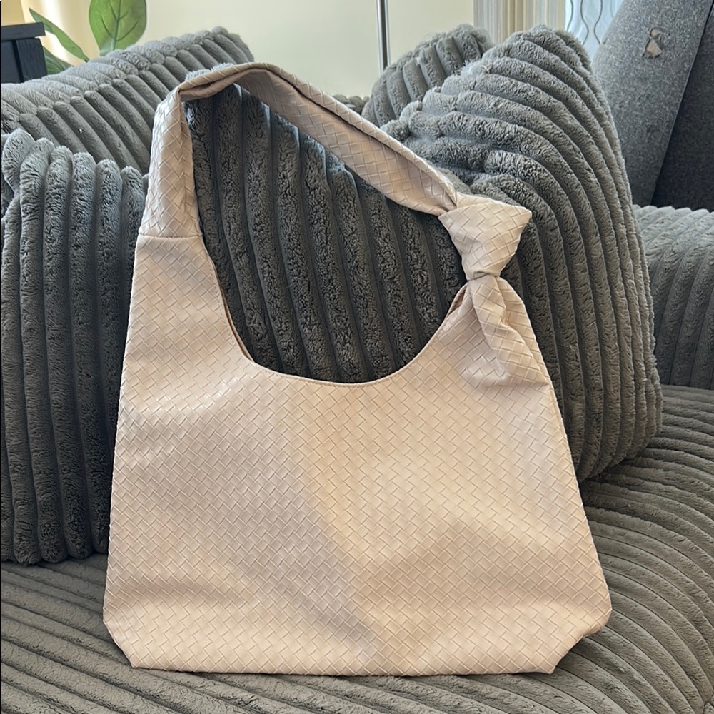 Elegant Cream Woven Tote Shoulder Bag Handbag ⭐️ Brand New ⭐️ Unused ⭐️ NWOT - Picture 7 of 8
